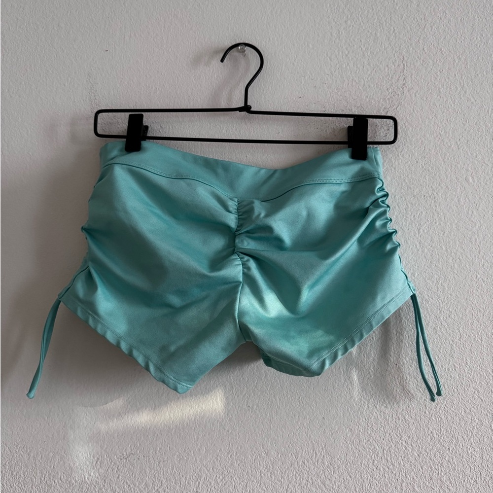 Alo Ruched Side Short S Turquoise - Picture 5 of 6